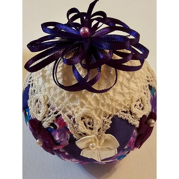 Two Quilted Christmas Ball Ornaments Handmade Purple Victorian Look - Picture 6 of 10